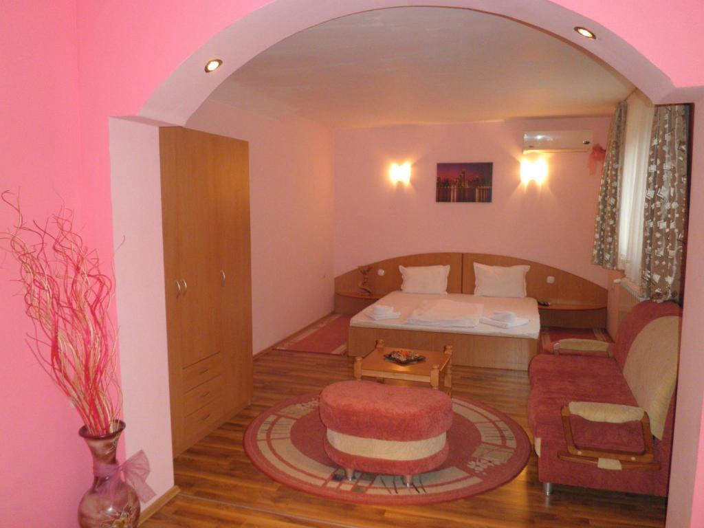 Hotel Complex Diana Cherven  Camera foto